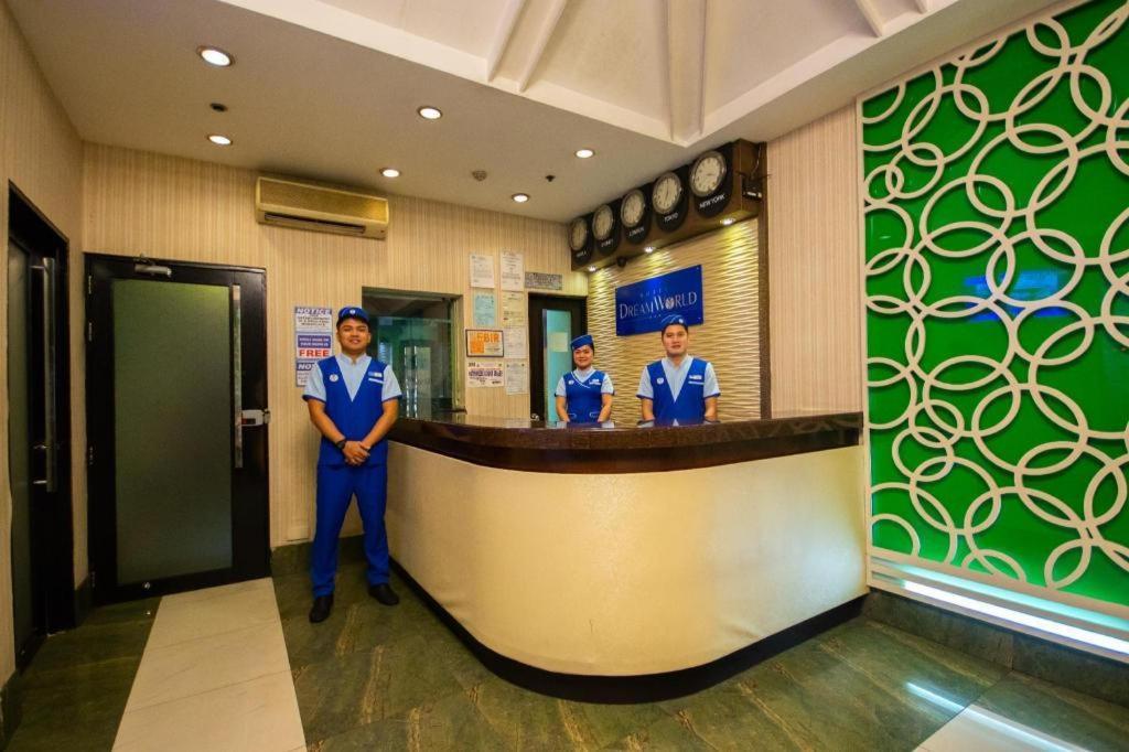 Hotel Dream World Araneta Cubao Quezon City Esterno foto